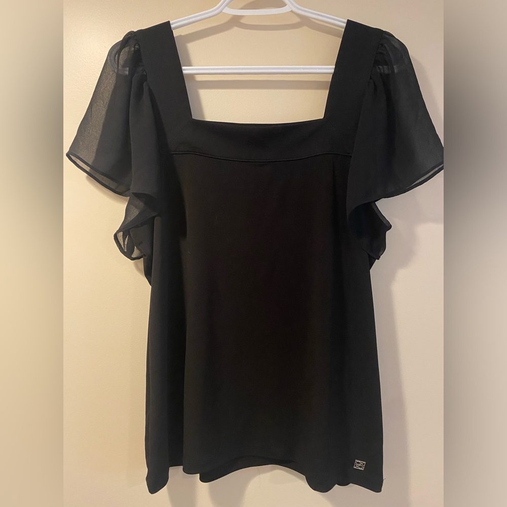 Black shirt
